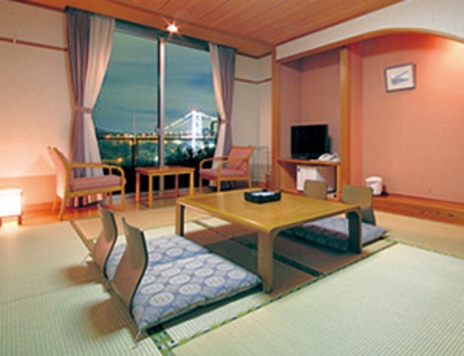 ビジネスにもプチ観光にも♪全室＆大浴場から関門海峡が望める1泊朝食付きプラン《全室オーシャンビュー》